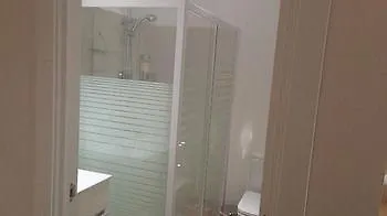 Hostal Barcelona Travel Guest house